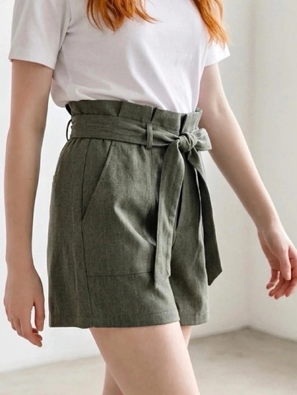 BB Dakota High Waist Tie Front Shorts in Green Like New